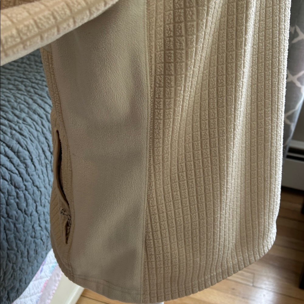 L.L. Bean Full-Zip Windproof Fleece Jacket - Picture 5 of 8